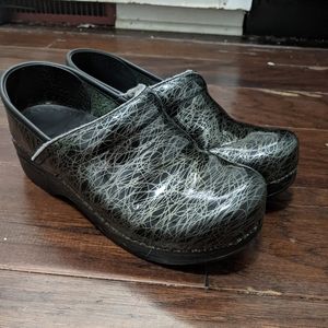 Dansko clogs size 36